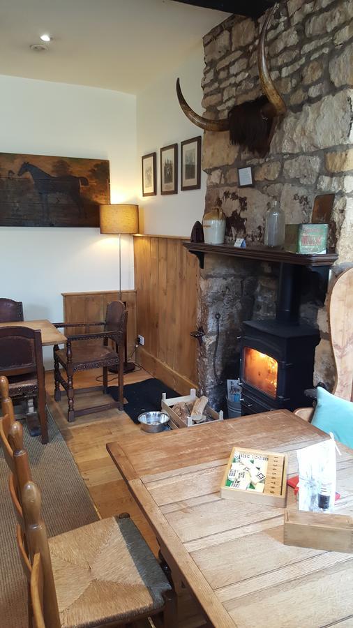 Horse And Groom Moreton-in-Marsh Dış mekan fotoğraf